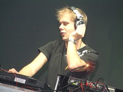 ARMIN VAN BUUREN - reflection